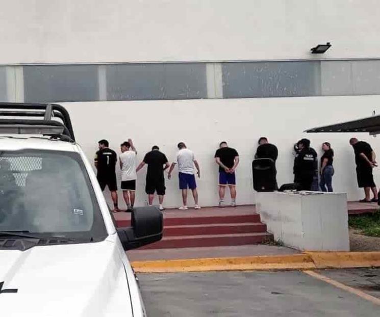 Detienen a 11 ruidosos y agresivos
