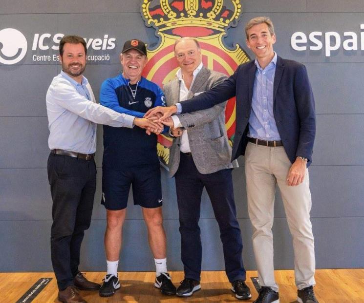 Renueva Aguirre con Mallorca