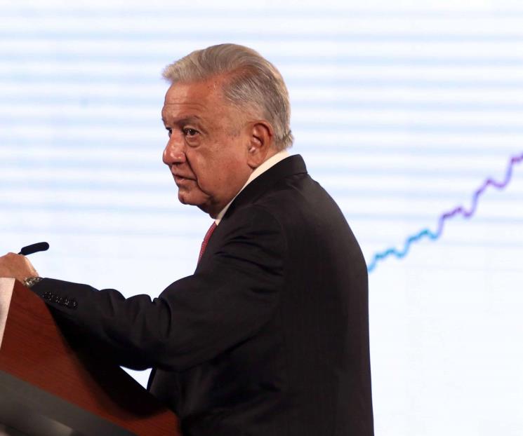 AMLO pronostica que economía crecerá 4% en 2023