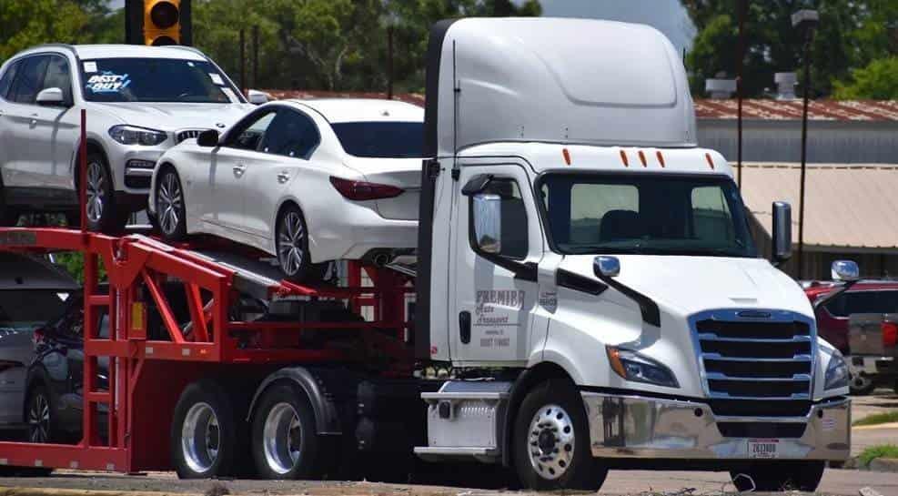 Venta de autos nuevos crece 12% en mayo