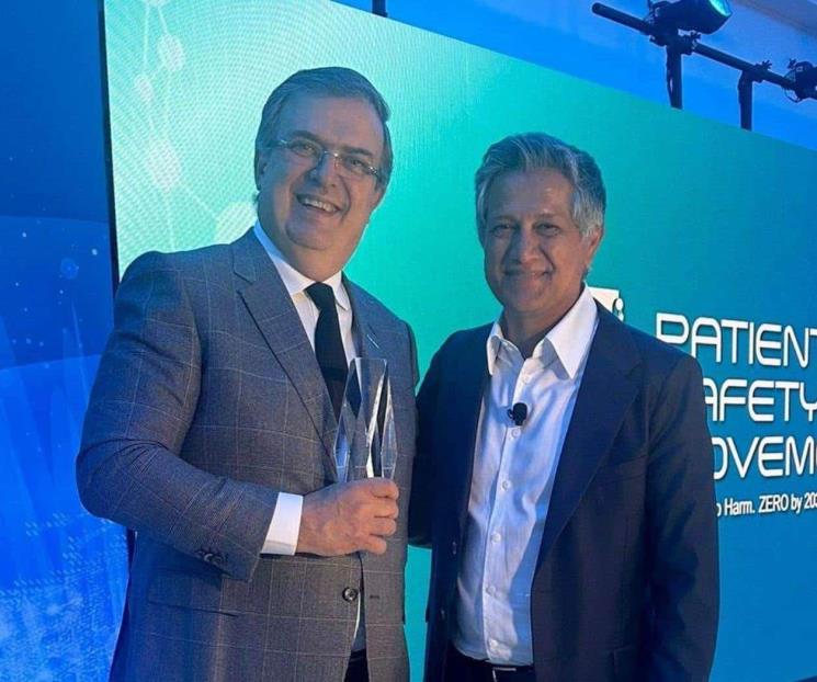 Reconocen a Ebrard por gestión de vacunas durante pandemia