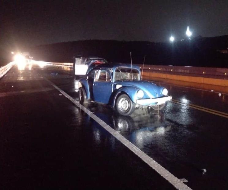 Choque deja dos personas sin vida en Allende