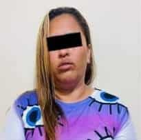 En el momento en que se encontraban en un vehículo utilizado en diferentes robos a domicilios, dos hombres y una mujer fueron detenidos por elementos de Seguridad Pública de Cadereyta, quienes además les encontraron droga