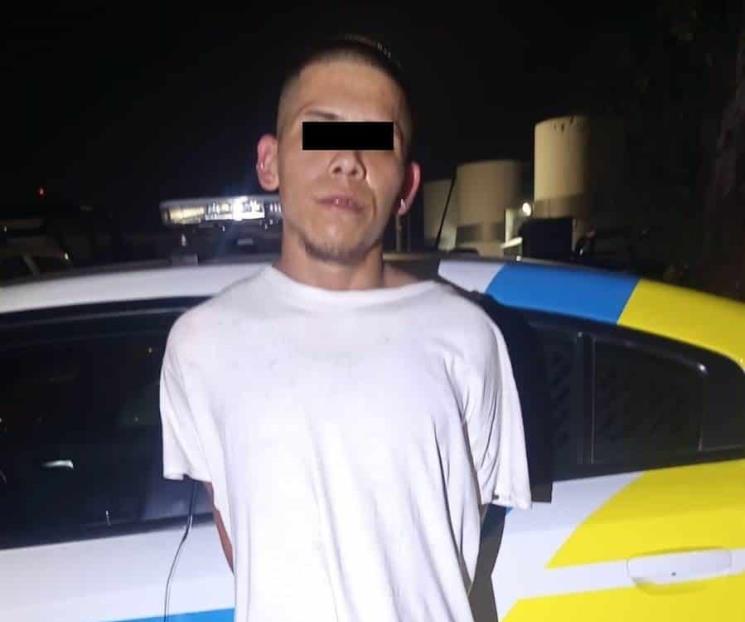 Detienen a hombre con arma de fuego y mariguana Detienen a hombre con arma de fuego y mariguana