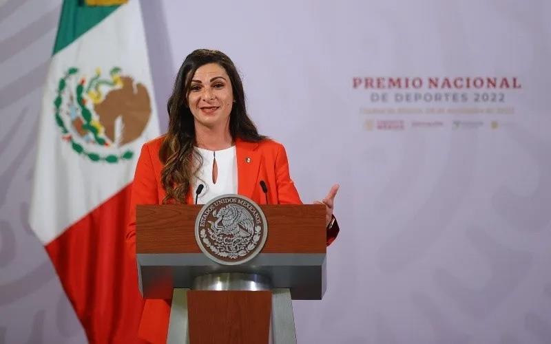 Juez ordena a la Conade regresar becas a nadadoras Juez ordena a la Conade regresar becas a nadadoras
