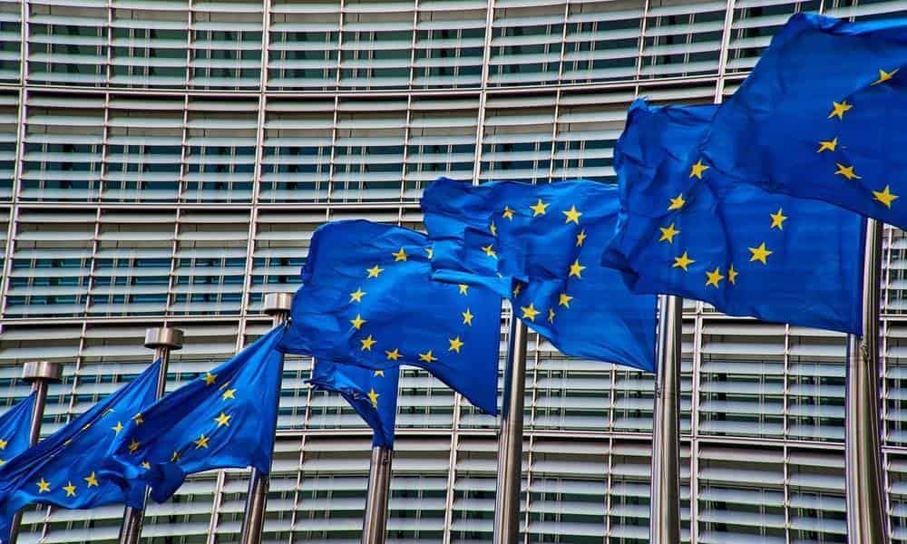 Bruselas pide identificar el contenido generado por IA Bruselas pide identificar el contenido generado por IA