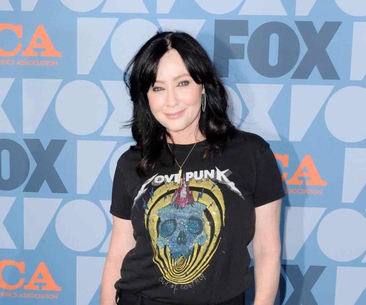 Revela Shannen Doherty que cáncer se expandió a su cerebro