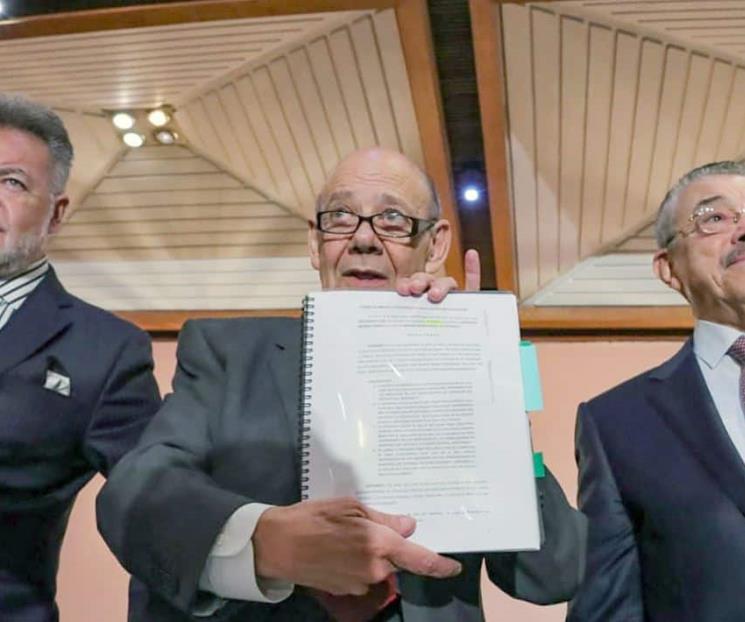 Dictamina jueza que ministra Esquivel no plagió su tesis