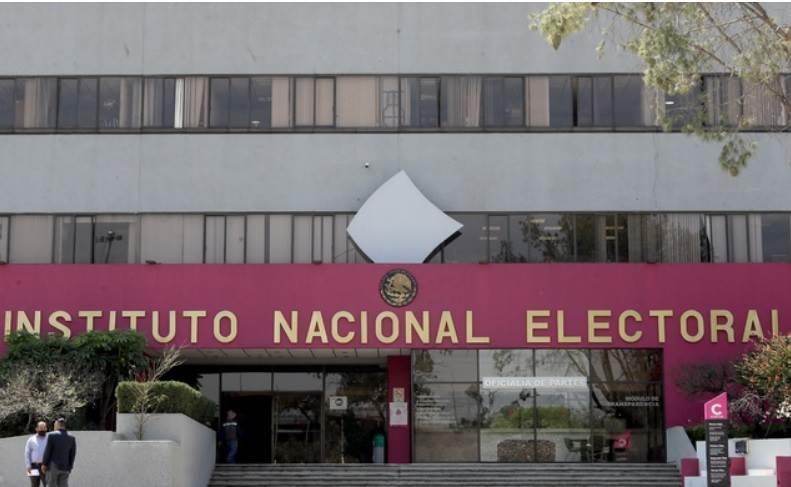 Determina INE no tomar medidas contra AMLO