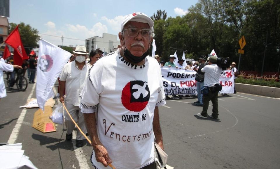 Marchan sobrevivientes del ‘halconazo’