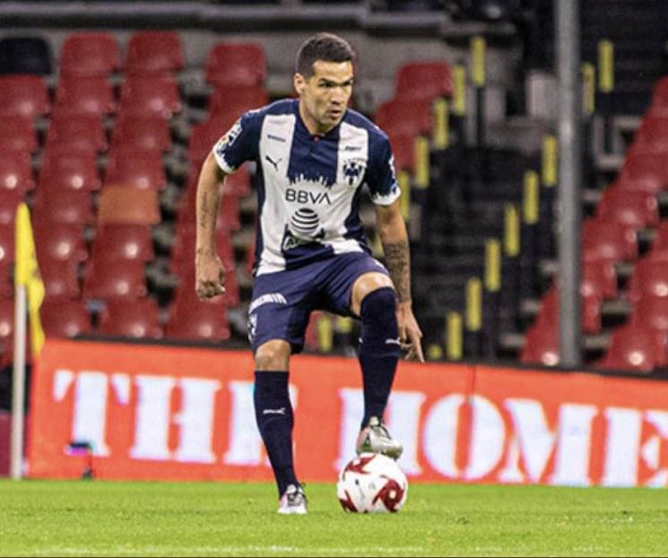 Confirma Celso que está cerca de renovar