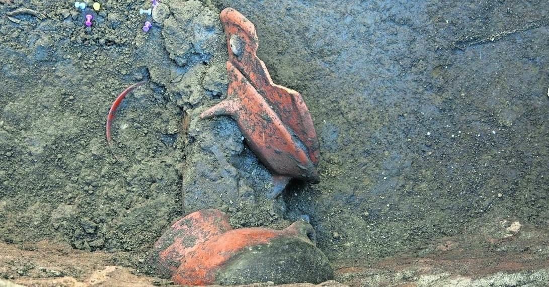 Halla INAH un entierro infantil prehispánico