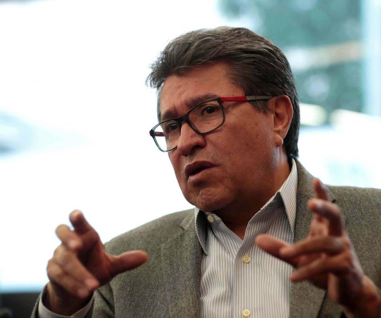 De parte mía no habrá declinación por nadie: Monreal