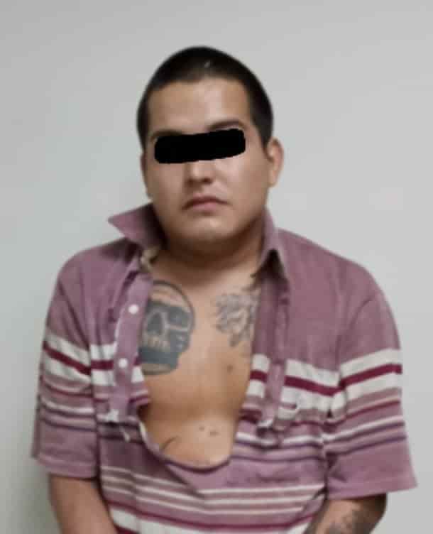 Dos presuntos secuestradores detenidos por parte de elementos de PROXPOL Escobedo con el apoyo de Fuerza Civil, tras liberar a su víctima quien le dijo lo ocurrido a un taxista y este a su vez comunicó de lo sucedido a la policía municipal el domingo.