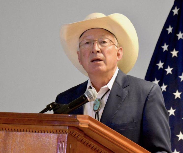 Detener tráfico de armas es prioridad para EU: Ken Salazar