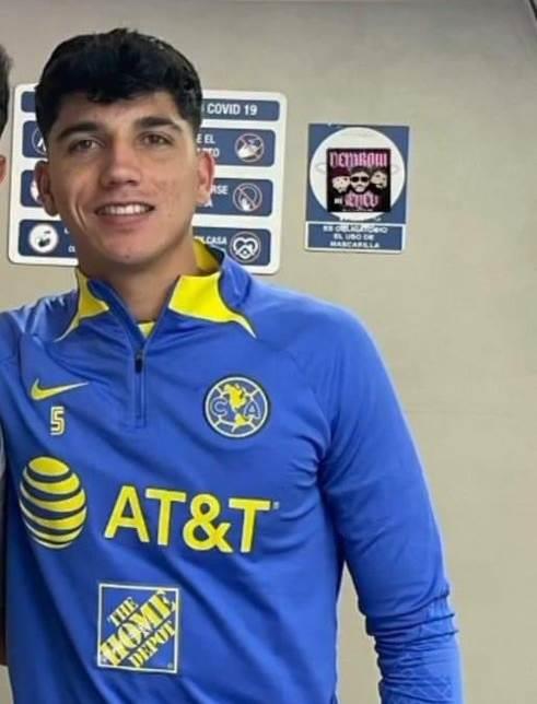Kevin Álvarez ya firmó con el América Kevin Álvarez ya firmó con el América
