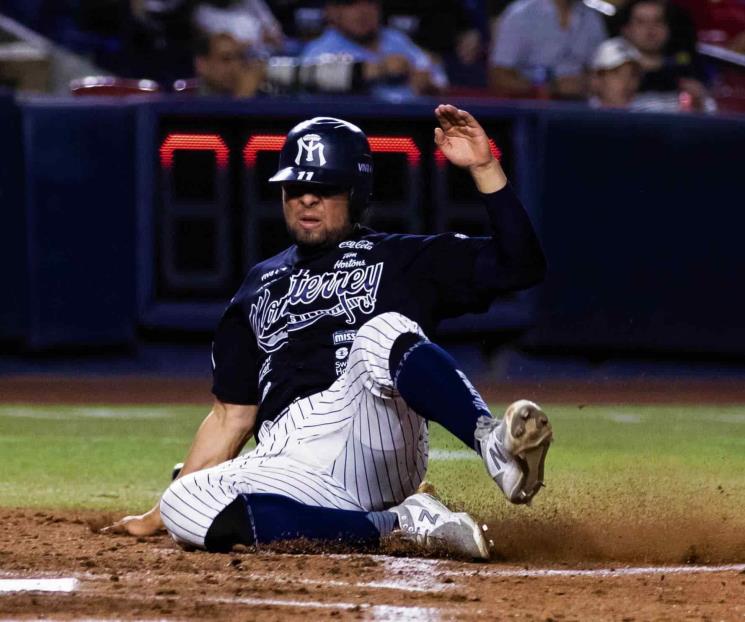 Sultanes vence a Toros Sultanes vence a Toros