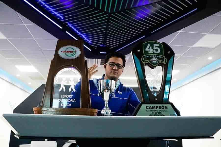 Alumno Tec bicampeón y MVP de esports en CONADEIP