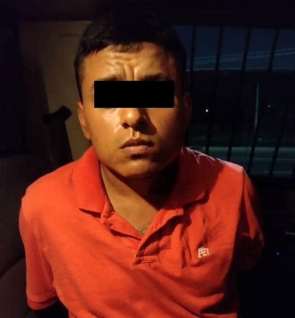Cae con arma de fuego