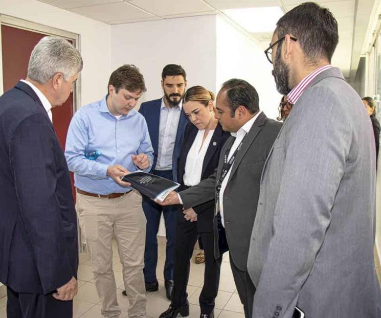 Recibe UDEM visita de investigador de Clínica Mayo