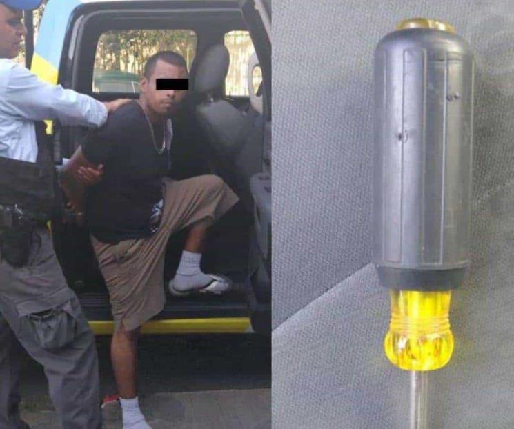 Asalta y amenaza de muerte con un desarmador