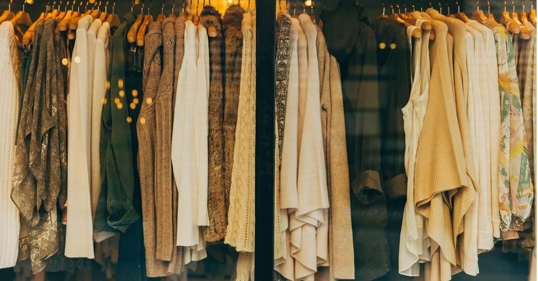 Cuidado con el Perro adquiere C&A