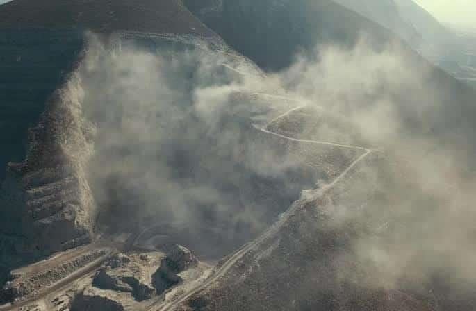 Suspenden actividades de pedreras