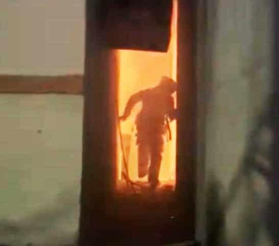 Fallece hombre en incendio de su casa