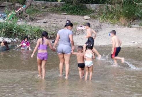 Saturan regios ríos de la región citrícola por ola de calor