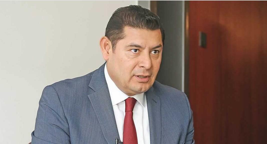 Asegura que se perfila para ganar gubernatura de Puebla