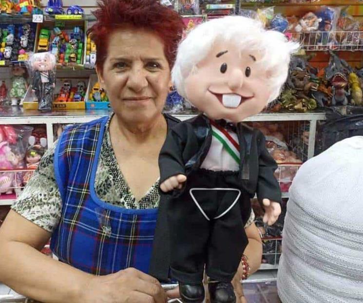Peluche de Amlito que habla todo un éxito en ventas