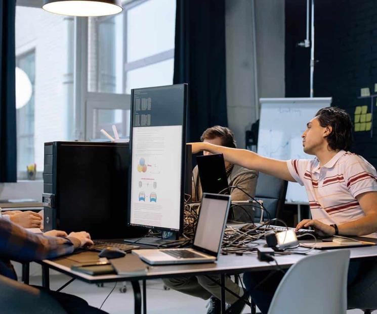 Miles de empleados utilizan la IA en su trabajo.