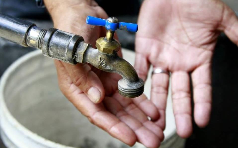 Arrecian en García acciones por falta de agua Arrecian en García acciones por falta de agua