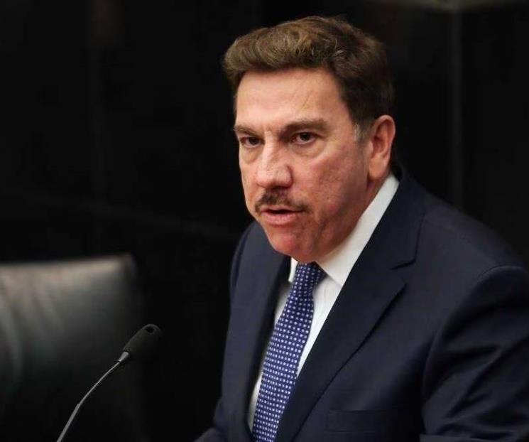 Acusan a ministro de favorecer a la oposición por el Plan B Acusan a ministro de favorecer a la oposición por el Plan B