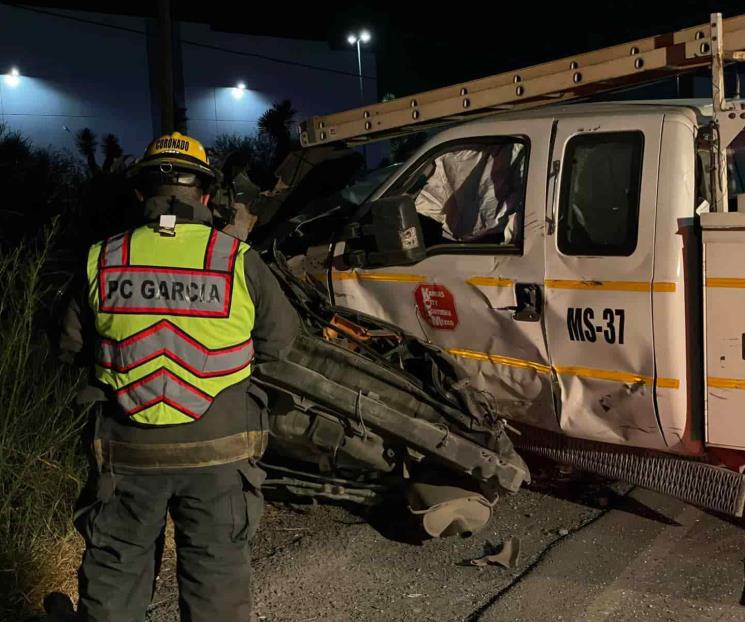 Mueren  3 en choque contra el tren