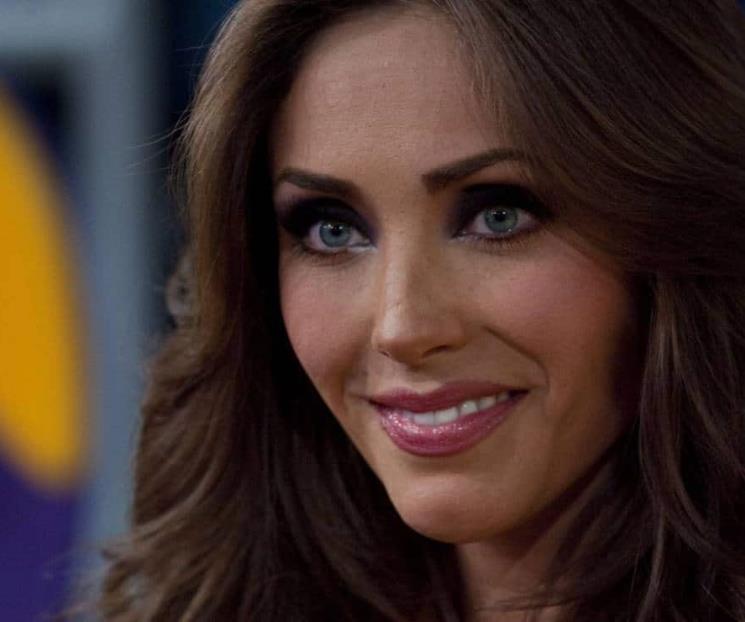 Anahí se perfora tímpano previo a gira de RBD