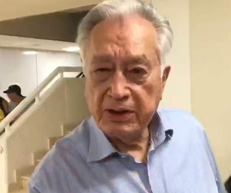 Bartlett evade preguntas sobre apagones en varios estados Bartlett evade preguntas sobre apagones en varios estados