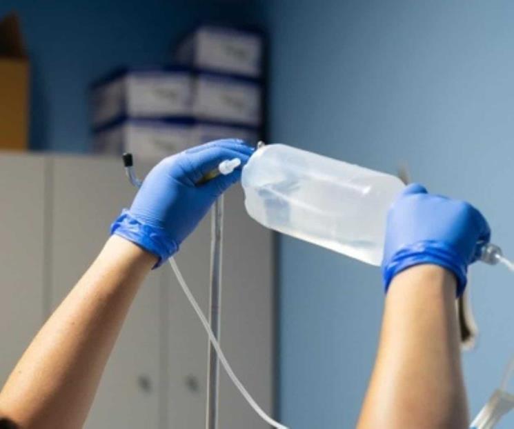 ¿Cómo hacer suero casero para prevenir la deshidratación?