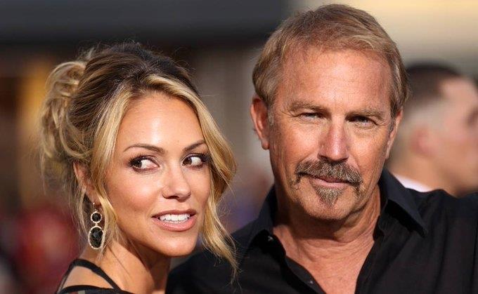 Exesposa de Kevin Costner le pide millones para sus hijos