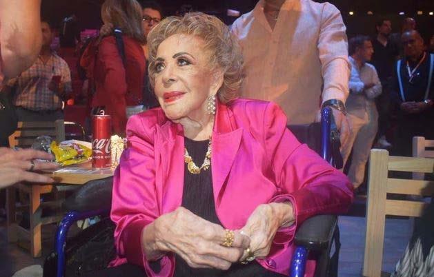 Silvia Pinal confiesa que tuvo aspiraciones presidenciales Silvia Pinal confiesa que tuvo aspiraciones presidenciales