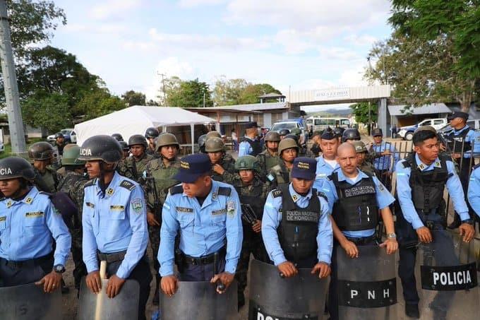 Asume Policía Militar control de cárceles en Honduras Asume Policía Militar control de cárceles en Honduras