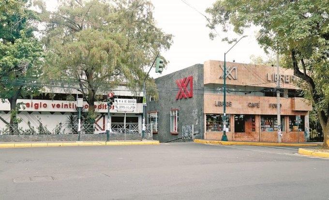 Editorial Siglo XXI España regresa a México