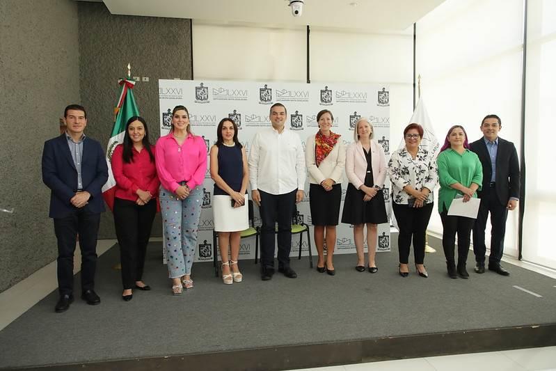 Anuncian programa de visas para trabajo temporal en Canadá