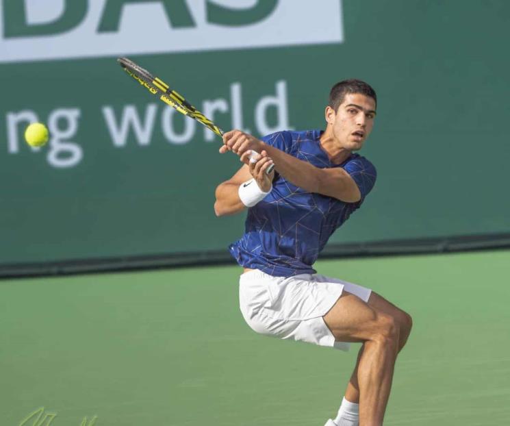 Avanza Alcaraz a la final del Queens Open