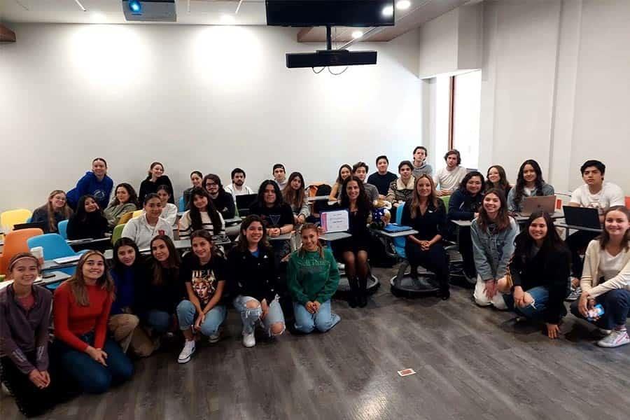 Impulsan liderazgo en mujeres con mentorías para estudiantes