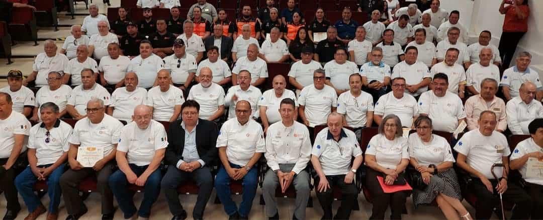 Reconoce PC a 85 socorristas veteranos