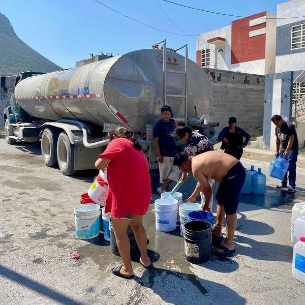 Colabora García con CFE para agilizar reparaciones