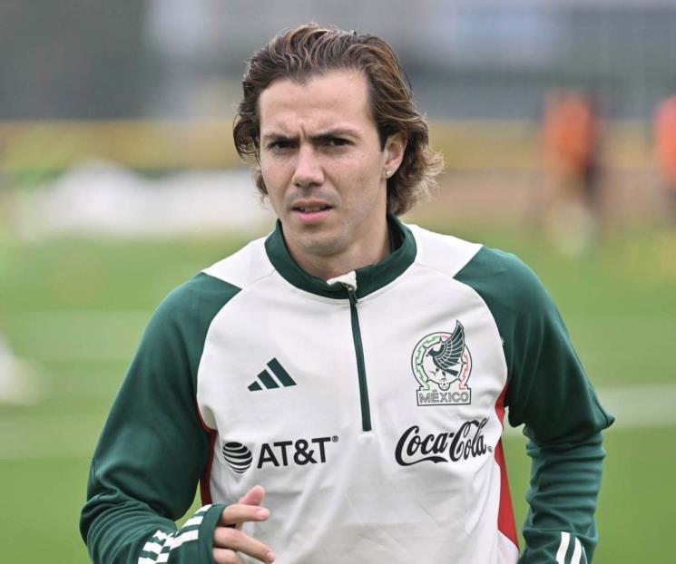 Sebastián Córdova presentaría una pubalgia