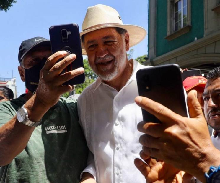 Aplaude que AMLO entregue liderazgo