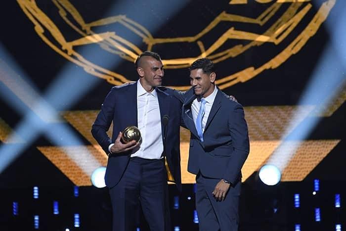 Nahuel, Gignac y Guzmán son Balón de oro